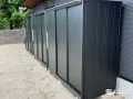 シンプルデザインでお庭に馴染む物置