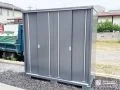 屋外で使う道具もまとめて収納する物置