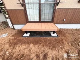 室内と庭をつなぐウッドデッキ[施工後]