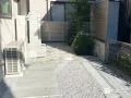 乱形石の彩りを添えてお庭にメリハリを生み出す雑草対策工事