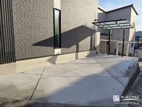 勾配のある敷地を無駄なく活かした駐輪スペース[施工後]
