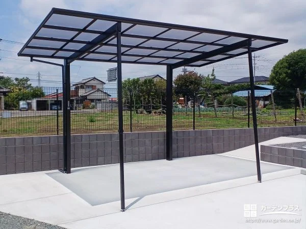 日常の使いやすさと天候への備えを両立したカーポート