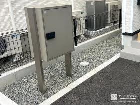 宅配ボックスを備えたすっきり使いやすい門まわり[施工後]