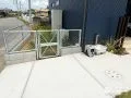 建物の格好よさを活かすお庭を囲うフェンス