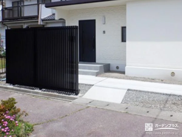 ローメンテナンスでシンプルなお庭を楽しめる外構をつくった工事