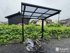自転車を雨風から守るサイクルポート[施工後]