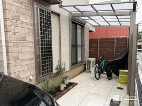 暮らしやすさを集約した駐輪スペースとお庭のリフォーム工事