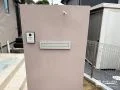 わが家に似合う色で仕上げる造作門柱