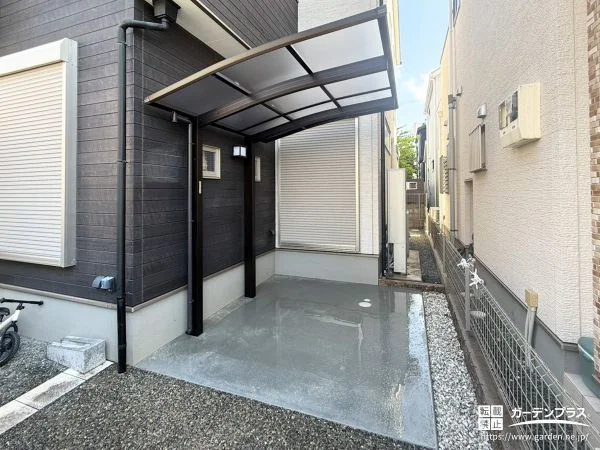 雨の日も自転車を出し入れしやすい屋根付き駐輪スペース工事