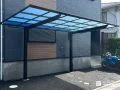 ブラックのフラット屋根がお住まいを引き締めるカーポート工事