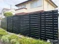 横格子の目隠しでお庭をスタイリッシュに包み込むフェンス工事