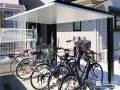 スタイリッシュな屋根で大切な自転車を守る駐輪スペース工事