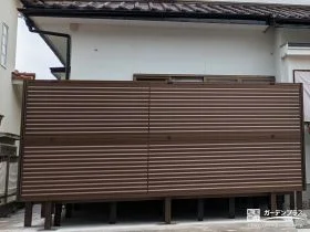 デッキ空間のプライバシーを守る目隠し[施工後]