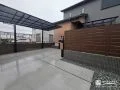 高低差をおしゃれに整えたセミクローズ外構
