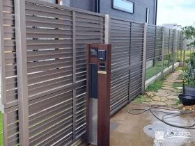 フェンスで気になる視線を遮りゆったりと時間を過ごせるお庭工事