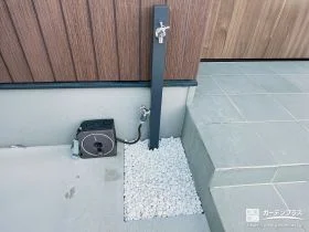 スリムな形状の立水栓[施工後]