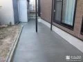 コンクリートで雑草のお悩みを解消しお手入れしやすく整えた工事