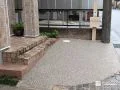 玄関をすっきり整え駐車スペースにもゆとりを生み出した外構工事