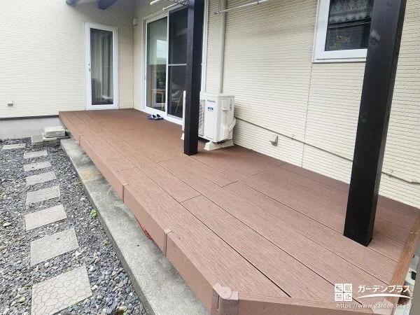 外に出たくなるもうひとつの居場所をつくったウッドデッキ工事