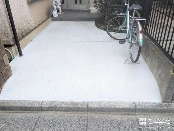 アプローチを一新して自転車も置きやすくなった玄関まわり工事