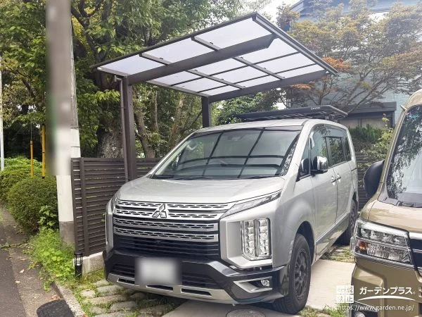 愛車を雨から守る敷地にすっきり収まるサイクルポート設置工事