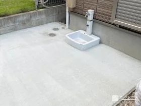 草むしりに追われないようコンクリートですっきり整えたお庭工事