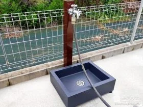 お庭仕事の水やりから汚れ物の水洗いまでこなせる立水栓工事