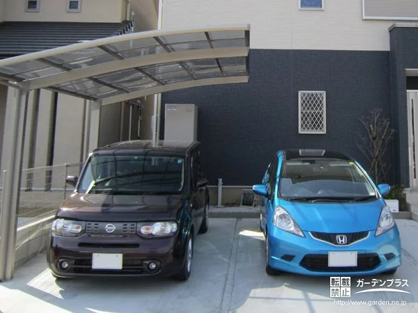 No.0322 新築外構工事一式（駐車スペース、アプローチまわり、外周フェンス）[施工後]