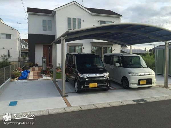 No.3601 温かみのあるレンガ目地の駐車スペースへの外構工事[施工後]