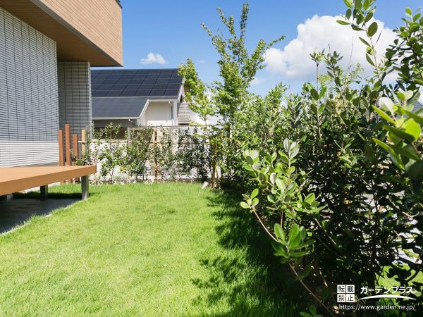 芝生の外構施工例一覧 外構工事のガーデンプラス 芝生の外構施工例一覧 外構工事のガーデンプラス