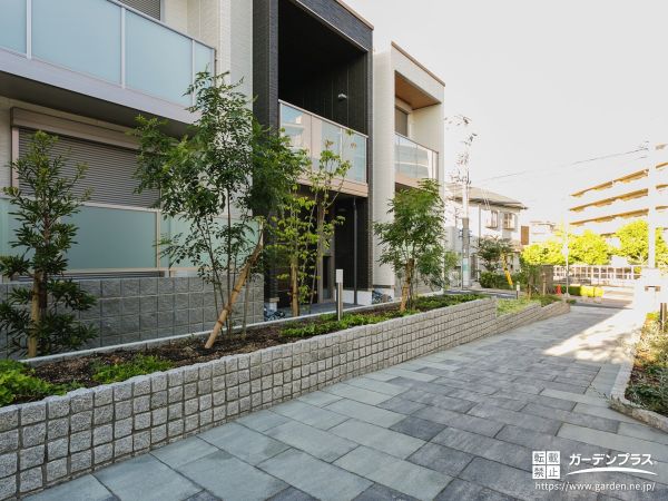 外構施工例一覧 玄関アプローチ 花壇 外構工事のガーデンプラス