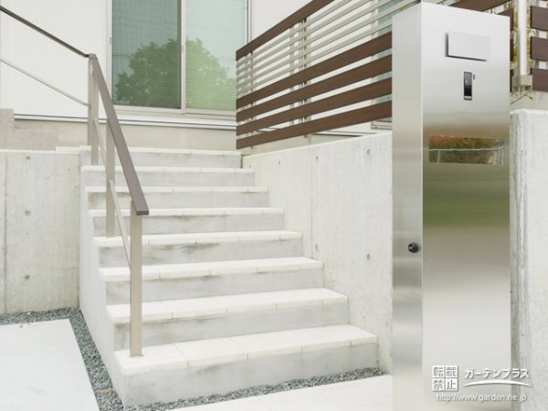 コンクリート平板 階段の外構施工例一覧 外構工事のガーデンプラス