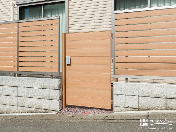 外構施工例一覧 目隠しフェンス 門扉 50万円 100万円 外構工事のガーデンプラス