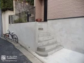 駐輪スペース増設のための階段リフォーム工事