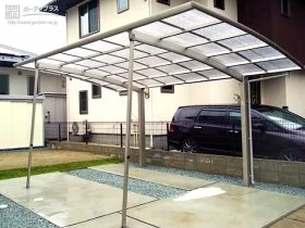 ご愛車を雨から守るカーポート設置工事