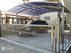 駐車スペースへの侵入を防ぐカーゲート設置工事