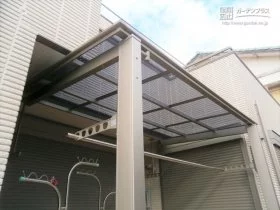 建物から独立して建てられるテラス屋根[施工後]