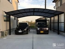 お車を包み込む２台用カーポート設置[施工後]