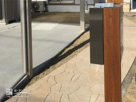 ウッド調の機能門柱[施工後]