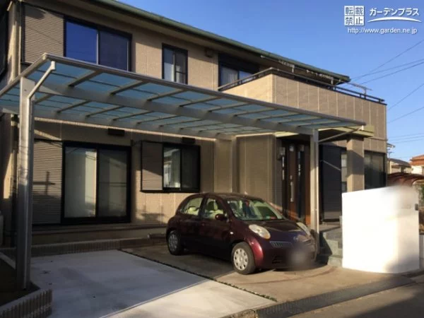 No.5746 建物と調和し強い日差しを遮り2台駐車も楽に乗り降りの出来る、カーポート設置工事[施工後]