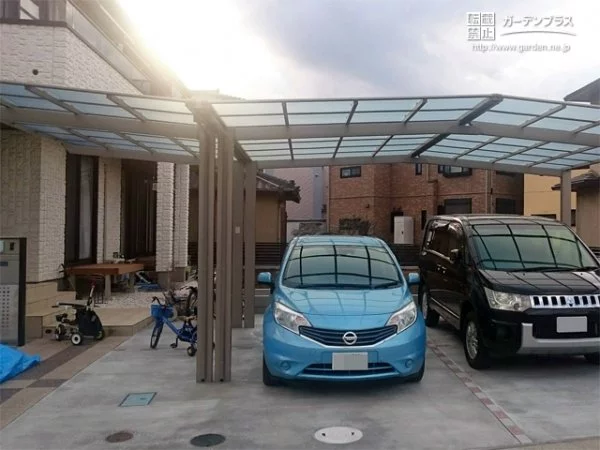 雨天時に便利な駐車スペースから玄関まで屋根のある外構一式リフォーム工事