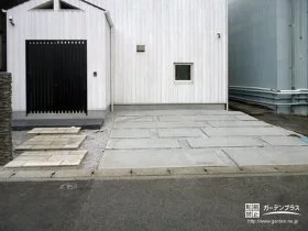 土間コンクリートを使用したデザイン駐車スペース[施工後]