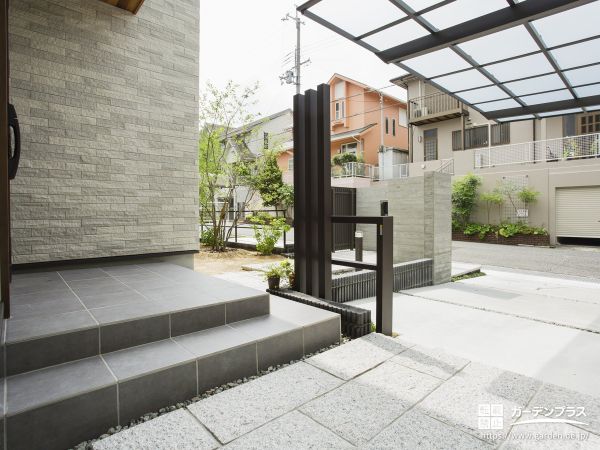 外構施工例一覧 カーポート 300万円 350万円 外構工事のガーデンプラス
