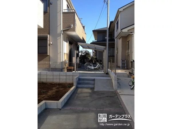 No.0595 外構リフォーム工事(駐輪スペース、アプローチ他)[施工後]