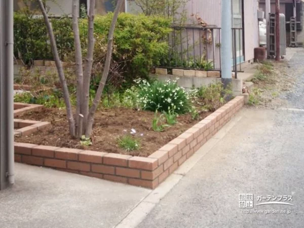 No.6324 外構に彩りを添える花壇設置工事[施工後]