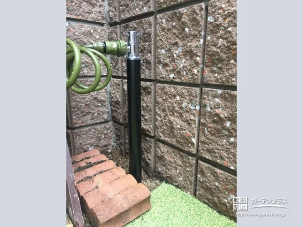 No.6452 お庭にもう一つ追加でホース接続用の立水栓設置工事[施工後]