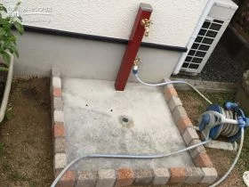 お庭の印象をナチュラルモダンに演出する立水栓[施工後]