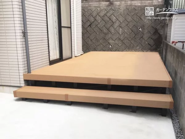 No.7293 お庭を華やかに彩るナチュラルなウッドデッキの設置工事[施工後]
