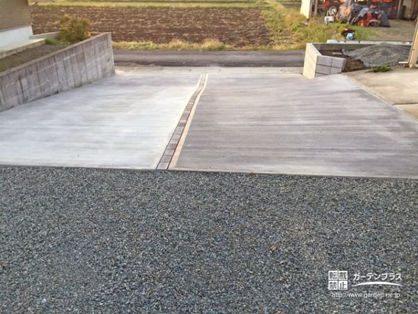 レンガラインのアクセントが可愛い広い開口部のアプローチ No 7402 玄関アプローチの施工例 外構工事のガーデンプラス