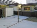 雨の日もワンちゃんの遊び場を守るテラス屋根